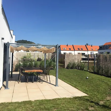 Vilabyt Se Zahradkou A Vyhledem Na Zamek Mikulov Exterior photo
